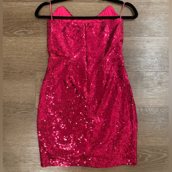 SUPERDOWN Stevie Sweetheart Mini Dress in Pink Sequin Small - Picture 6 of 8